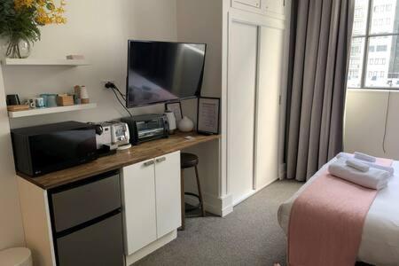 Cute Heritage Studio , Pools And Gym! Auckland Bagian luar foto