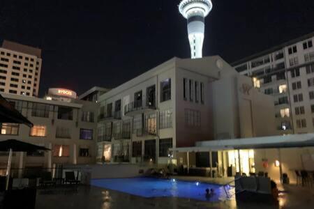 Cute Heritage Studio , Pools And Gym! Auckland Bagian luar foto